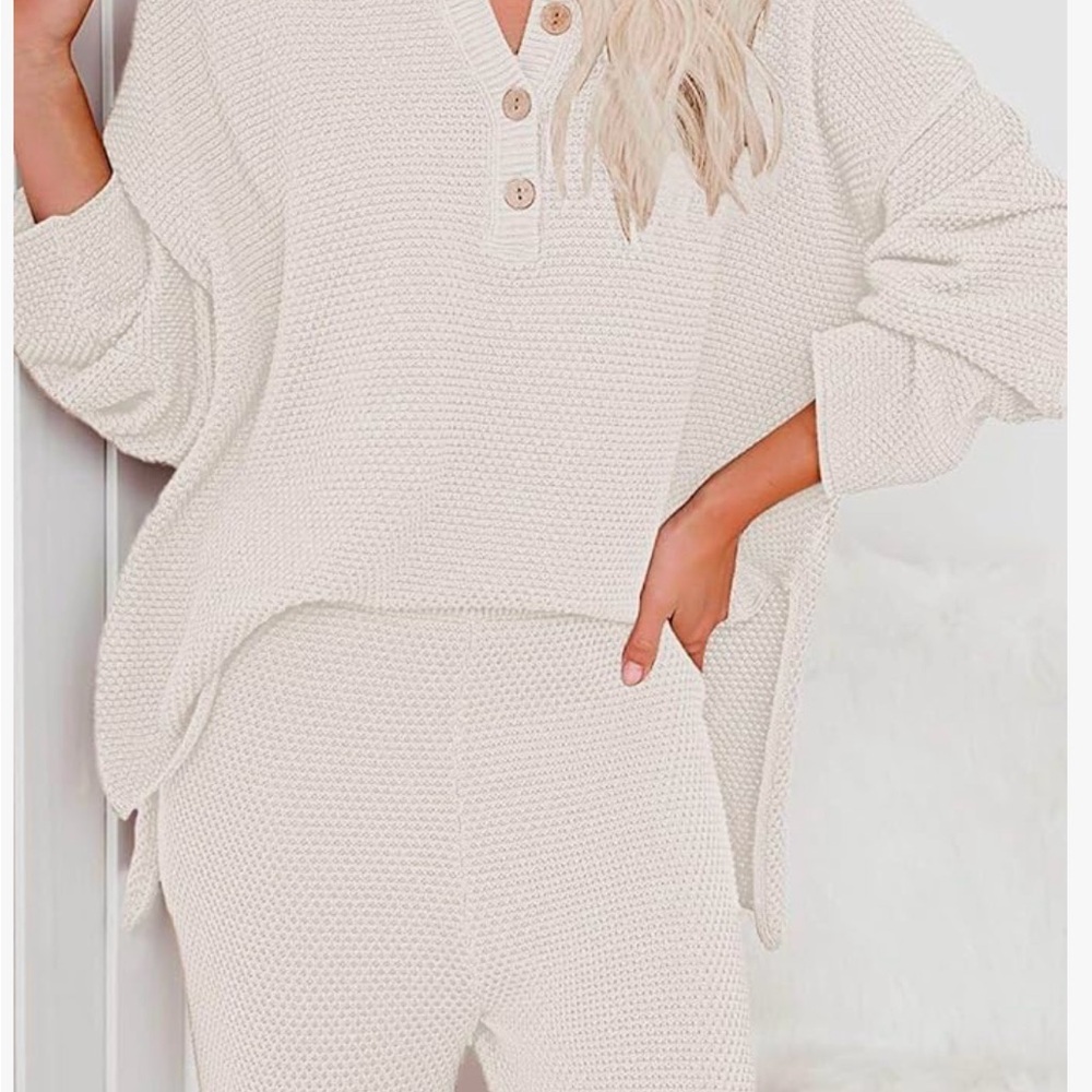Super cute waffle knit set.
only been worn once - Picture 2 of 7